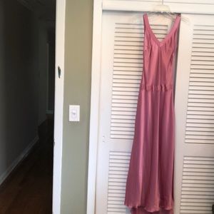 Beautiful pink satin evening gown. Size S exc con